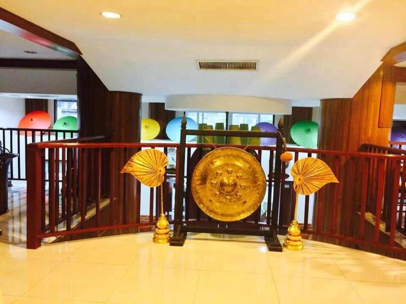 Lullaby Inn Silom Bangkok Dış mekan fotoğraf